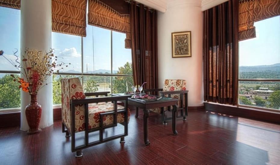 Hotel Polo Regency Sundarnagar Exteriér fotografie